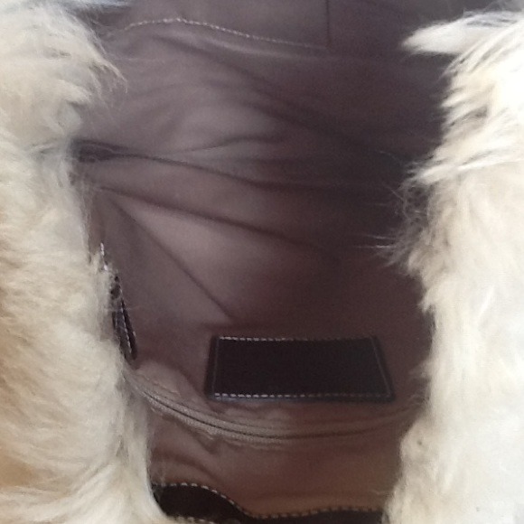 SOLD Authentic Coach Fur purse! - Picture 2 of 4