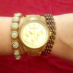 Leather and Crystal bracelet