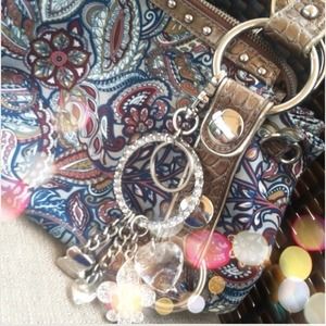 ⬇️3/12 Kathy Van Zeeland handbag