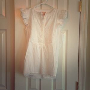 NWT Isabella Rodriguez flirty lace top