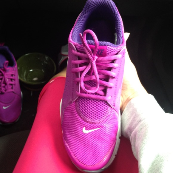 Gel sole brand new Nike running shoes - Picture 2 of 4