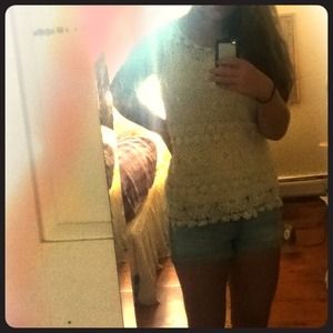 LACE TOP AND JEANS BUNDLE 👍