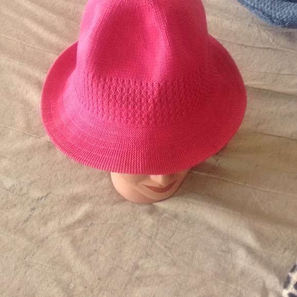 Hat bundle - Picture 2 of 4