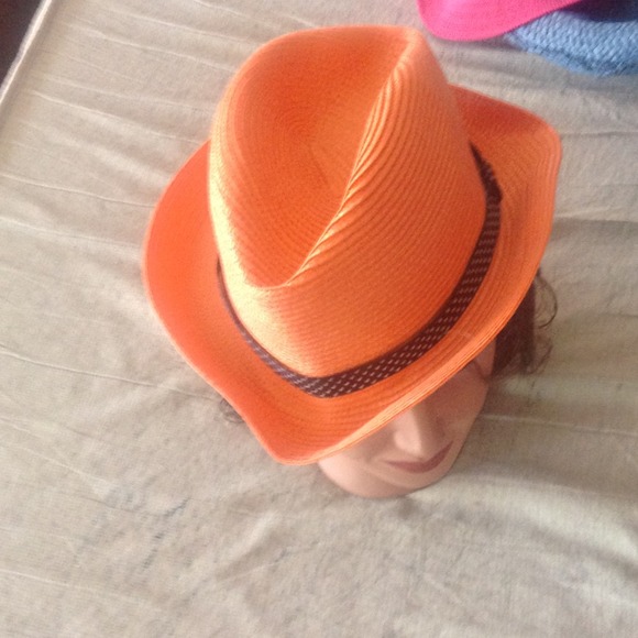 Hat bundle - Picture 4 of 4