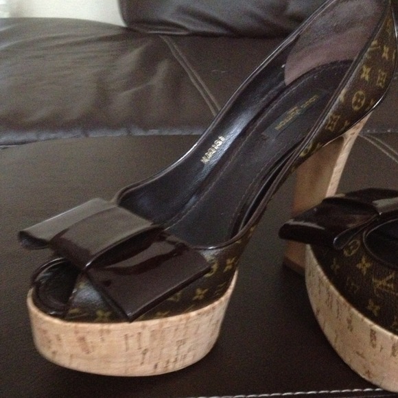 Authentic used Louis Vuitton shoes