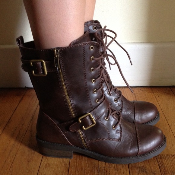 *On Hold* Brown leather boots