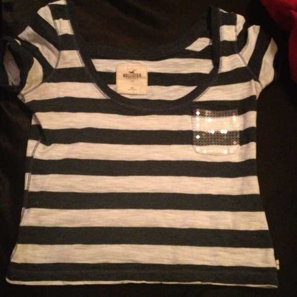 Hollister crop top