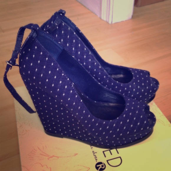 Restricted wedges
