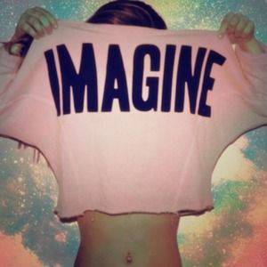 Pink "IMAGINE" sweater 💗