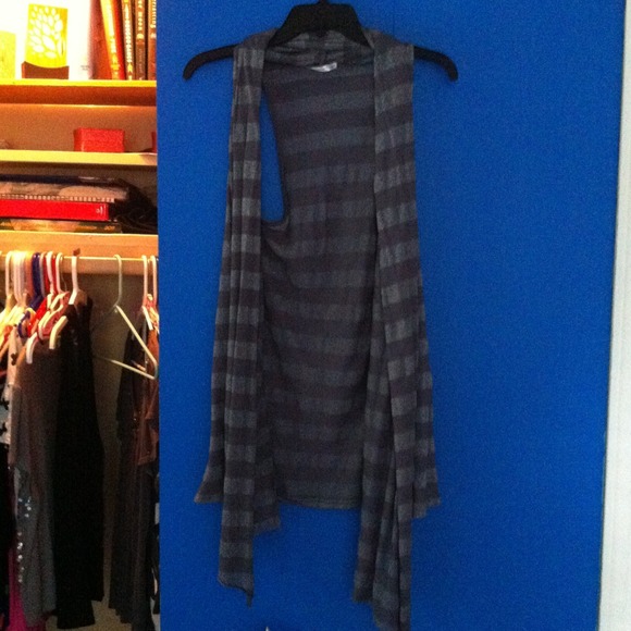 🚫sold🚫Striped purple grey cardigan - Picture 2 of 3