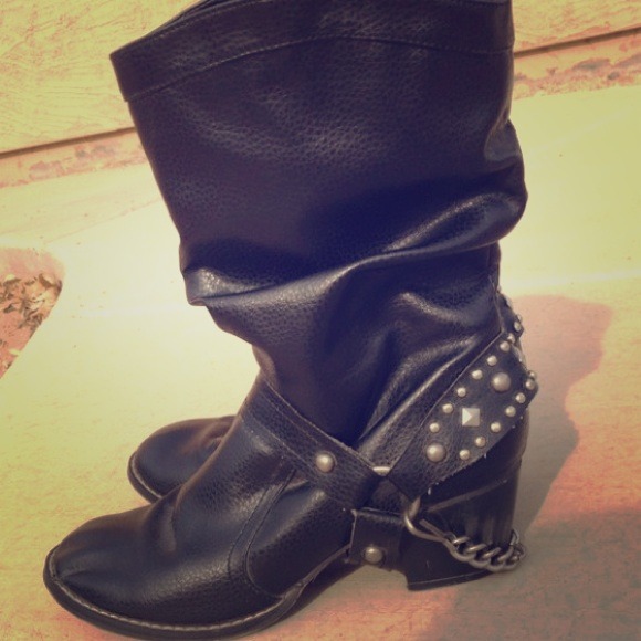 Kenzie Boots - Studded rocker boots!