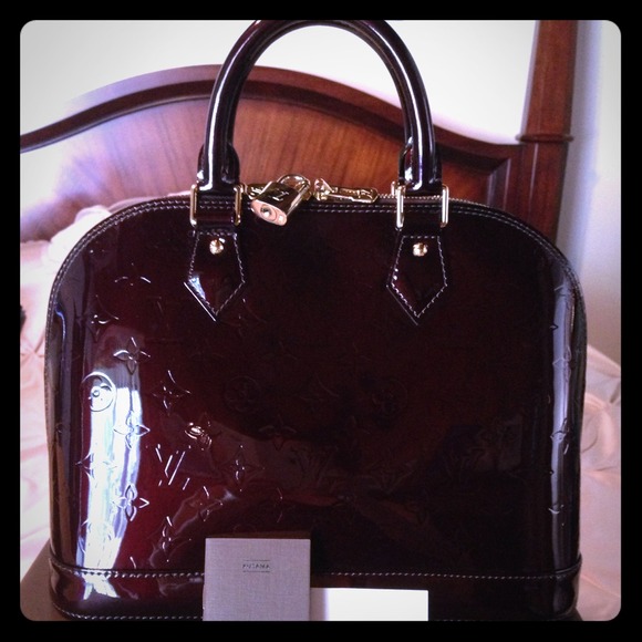 💯% Authentic Alma Pm Amarante.  💢Sold Locally💢