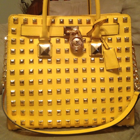 ✋SOLD✋Authentic MK Bag! Very Nice! - Picture 2 of 4