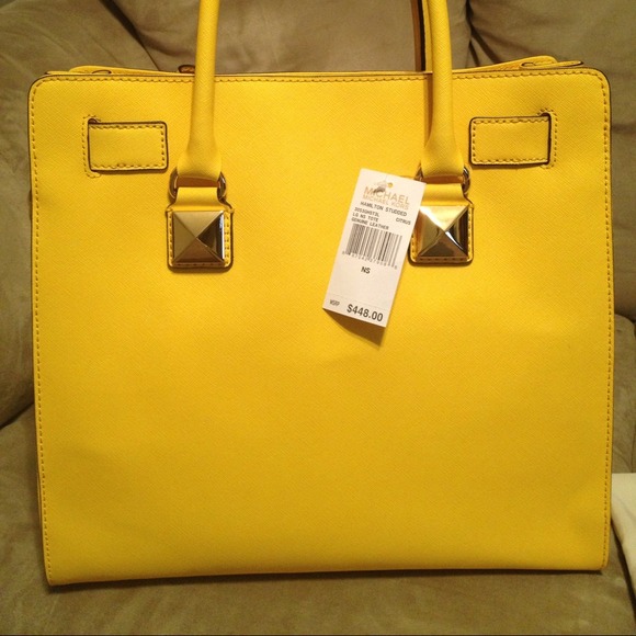 ✋SOLD✋Authentic MK Bag! Very Nice! - Picture 3 of 4