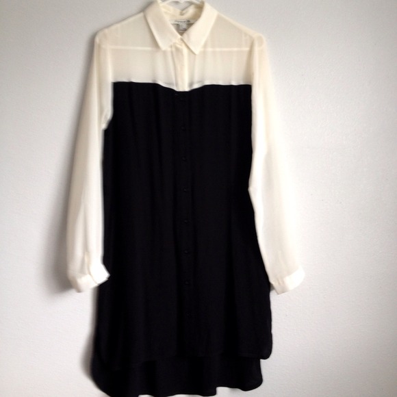 Forever 21 Dresses & Skirts - Black and white dress