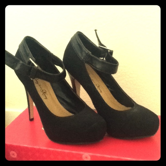 SOLD IN BUNDLE Black Ankle Strap Suede Pumps
