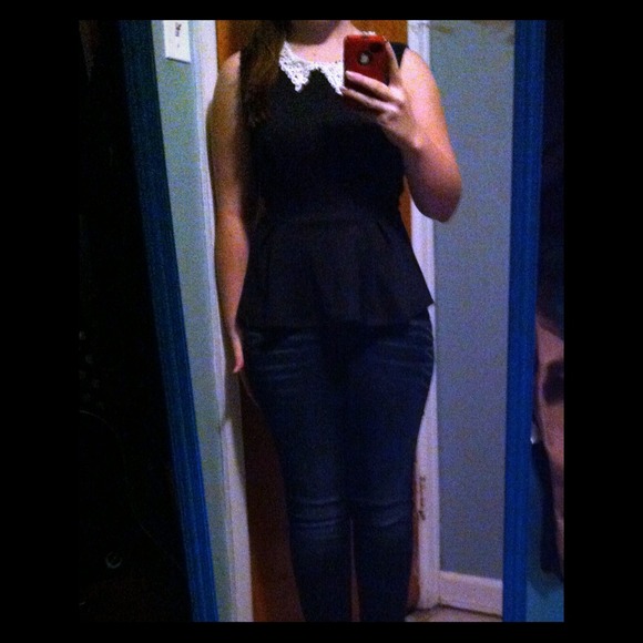 🚫Sold🚫Black peplum lace collar top
