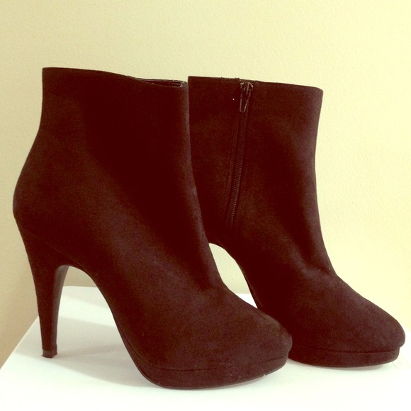 H&M black high heel booties. Size 8