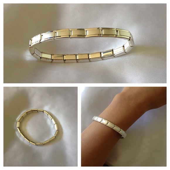 Adorable bracelet silver color