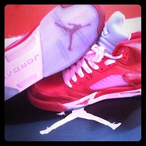 Jordan retro 5 Valentine's Day