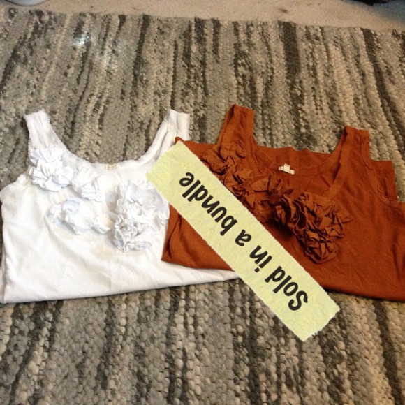 2 JCrew lightweight tanks with flower detail