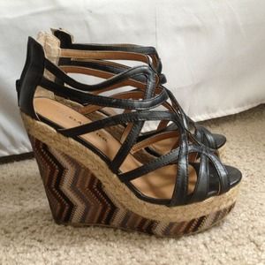 Super cute striped wedge!