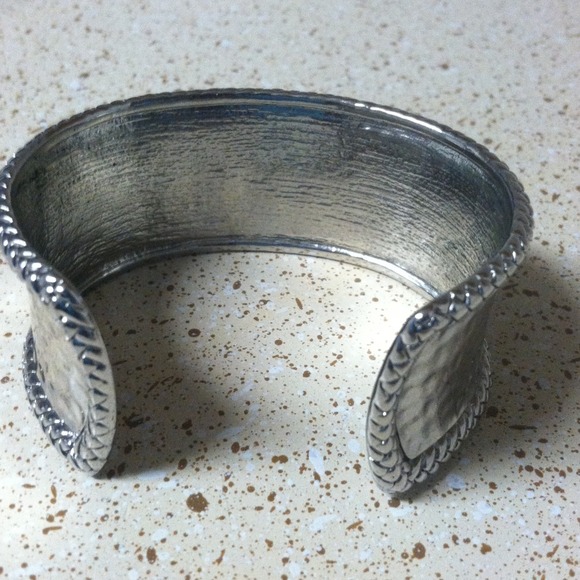 Bracelet - Picture 2 of 2