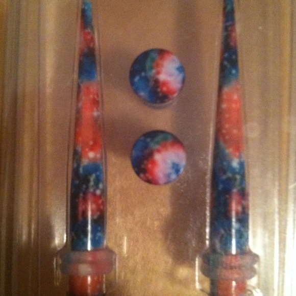 4g Taper/Plug set - Picture 2 of 2