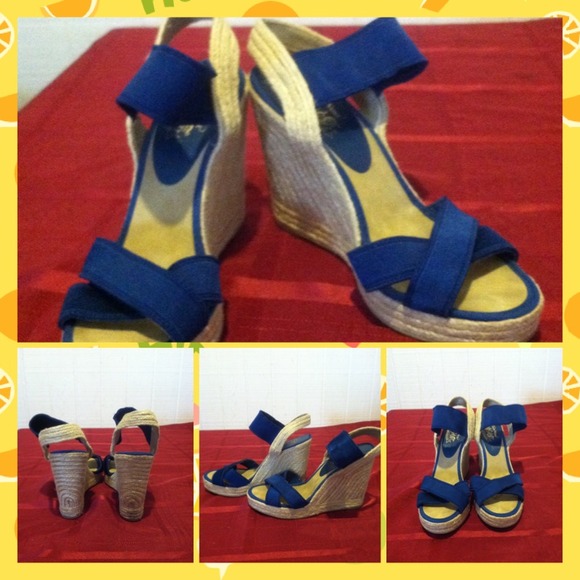 Navy blue wedge