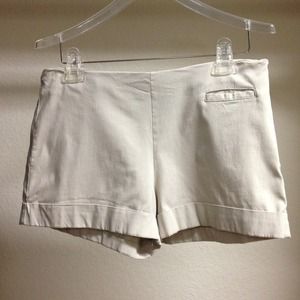 Khaki stretch shorts
