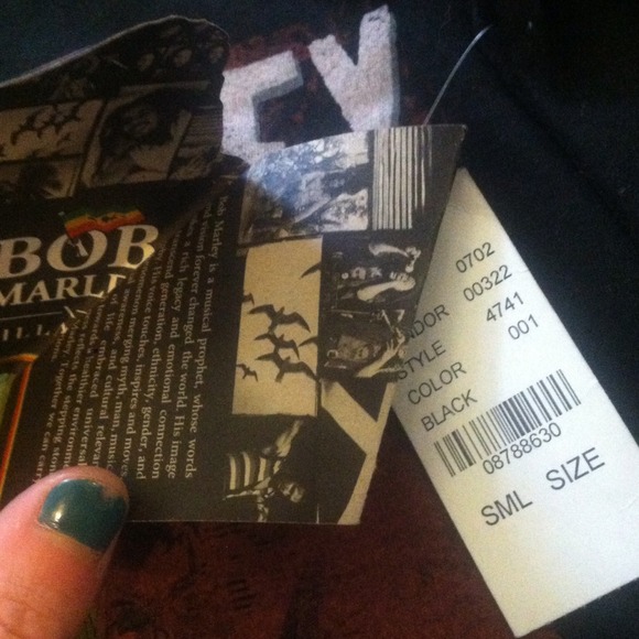 🍂🍃Bob Marley🍃🍂👭 RESERVED👑 - Picture 2 of 3