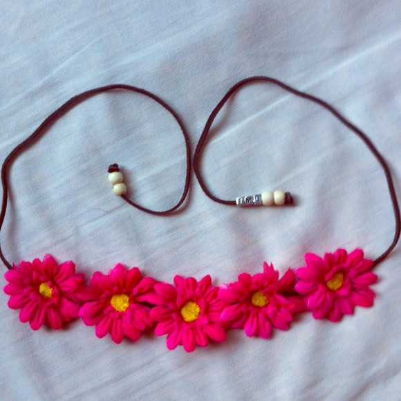 🌸🌸Pink daisy headband w leather strap by TMG