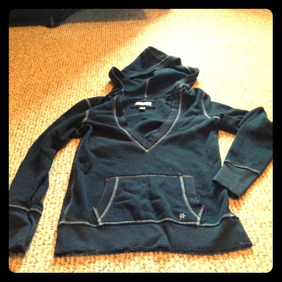 Black hooded Sweater