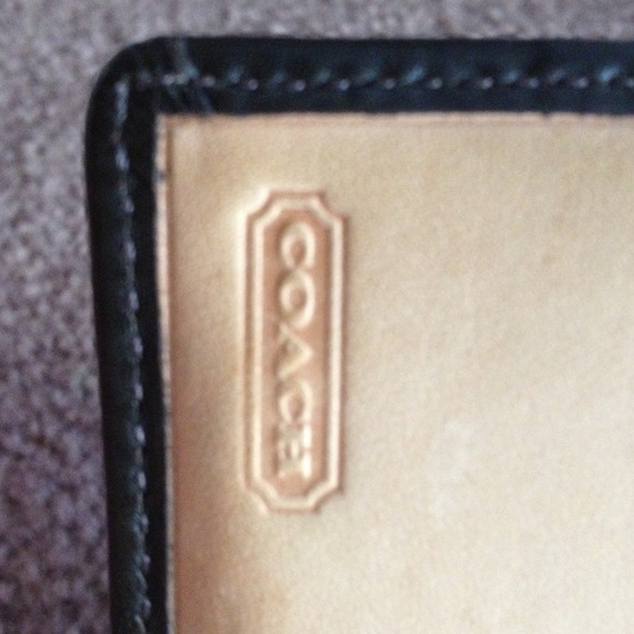 Authentic Coach Wallet! - Picture 3 of 4