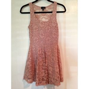 ✨SUMMER SALE✨Pink Lace Dress