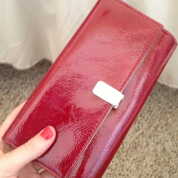 Liz Claiborne Maroon Wallet