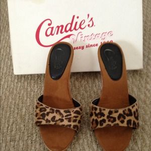 Candies vintage leopard heel