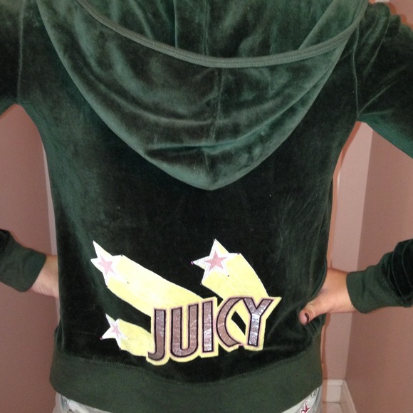 Green juicy track suit