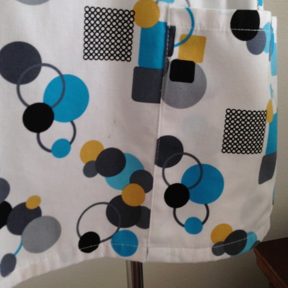 Graphic Design Scrubs - Picture 2 of 3