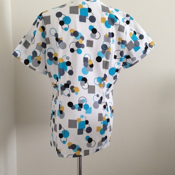 Graphic Design Scrubs - Picture 3 of 3