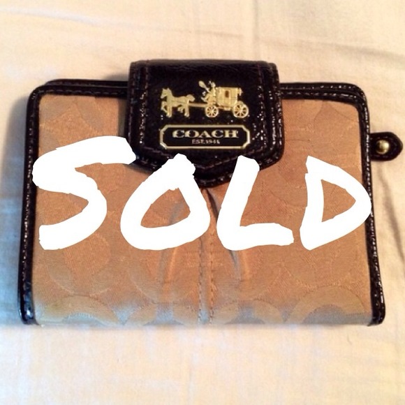 Coach Clutches & Wallets - BUNDLED - Beige Coach Wallet