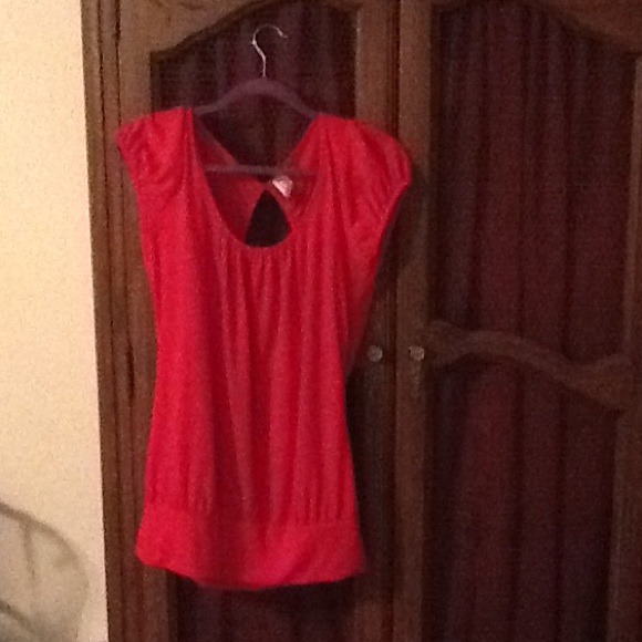 Kiwi® Red Open Back Top