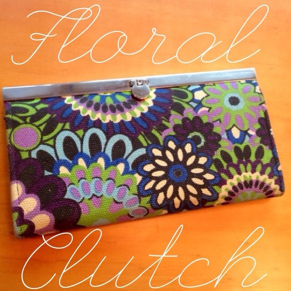 Clutches & Wallets - 🔹Floral Clutch