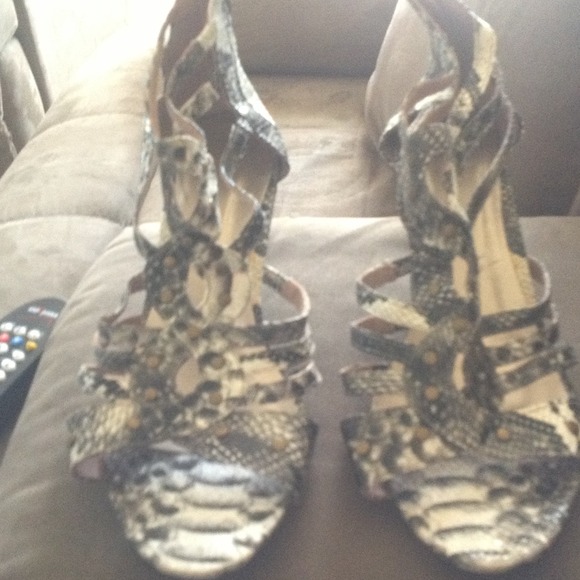 Snake skin heels reduced 10$