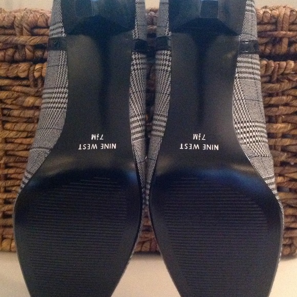 Brand new adorable Nine West heels size 7.5 - Picture 4 of 4