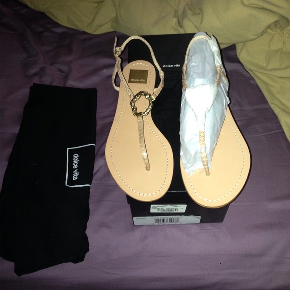 NEW Dolce Vita nude snake leather sandals 7.5