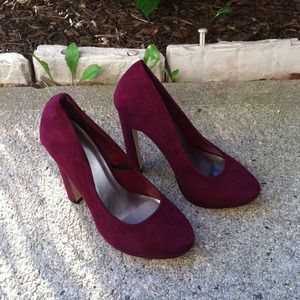 Burgundy faux suede pumps