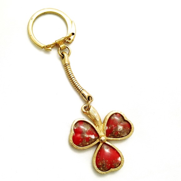💐 Clover Keychain