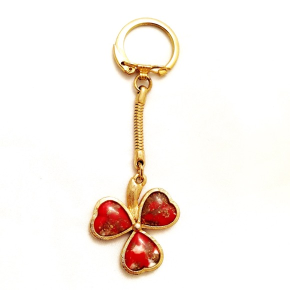💐 Clover Keychain - Picture 3 of 4