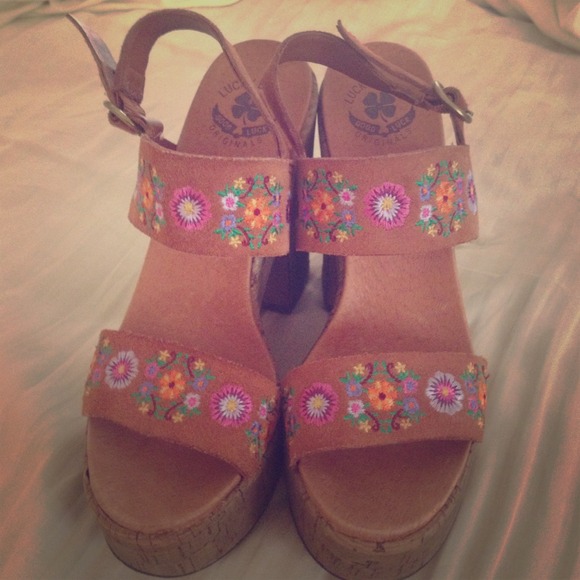 Lucky brand wedges
